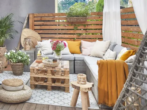 Taras w stylu boho - Jak stworzyć przytulny klimat bez chaosu?